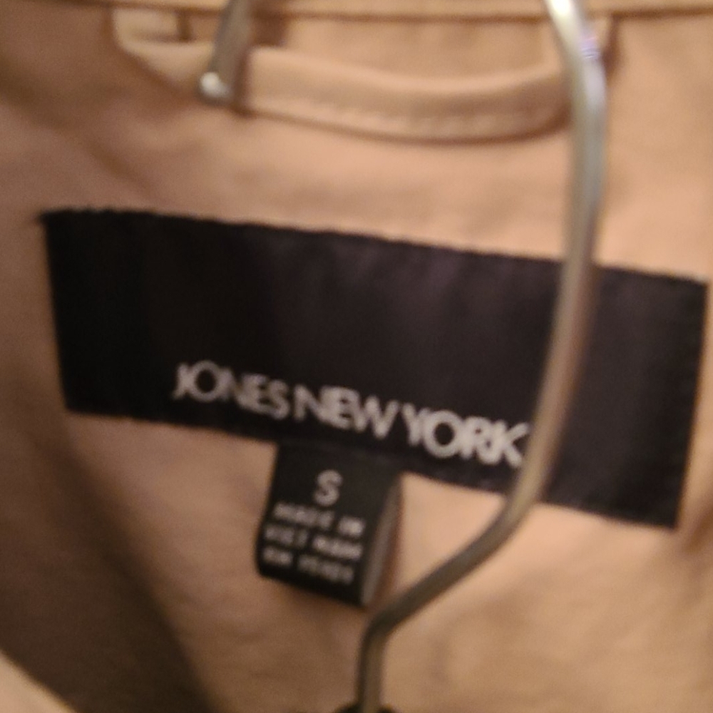 Women's jacket - Picture 2 of 2